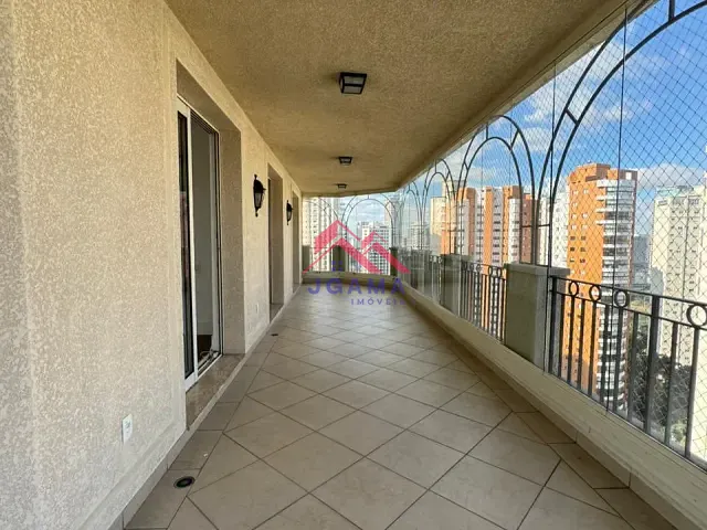 Apartamento 4 quartos e 6 banheiros, à venda ou para alugar, no bairro Jardim Fonte do Morumbi em São Paulo