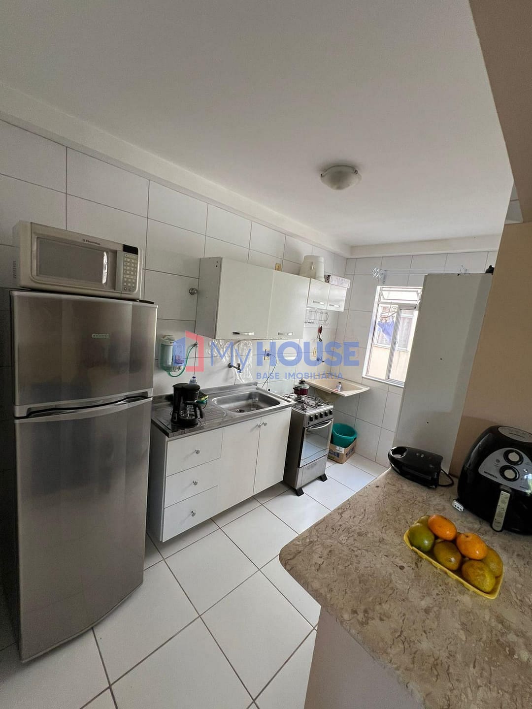 Apartamento à venda com 2 quartos, 65m² - Foto 12