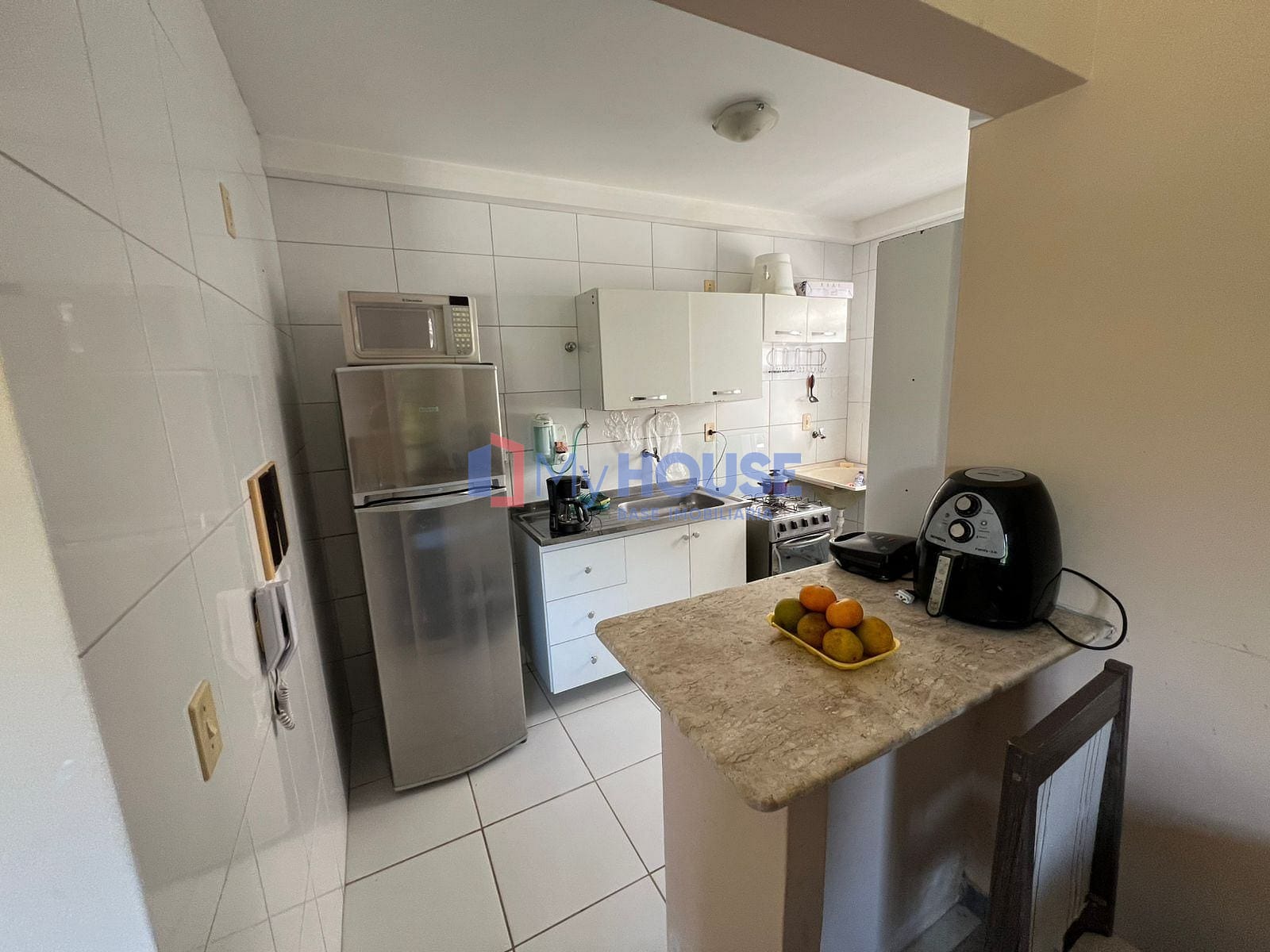 Apartamento à venda com 2 quartos, 65m² - Foto 15