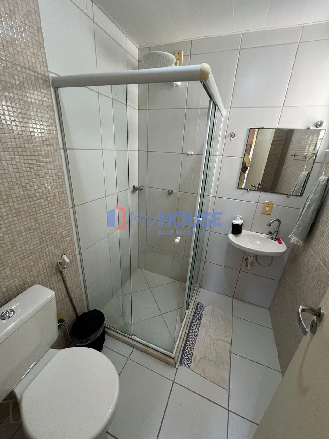 Apartamento à venda com 2 quartos, 65m² - Foto 9