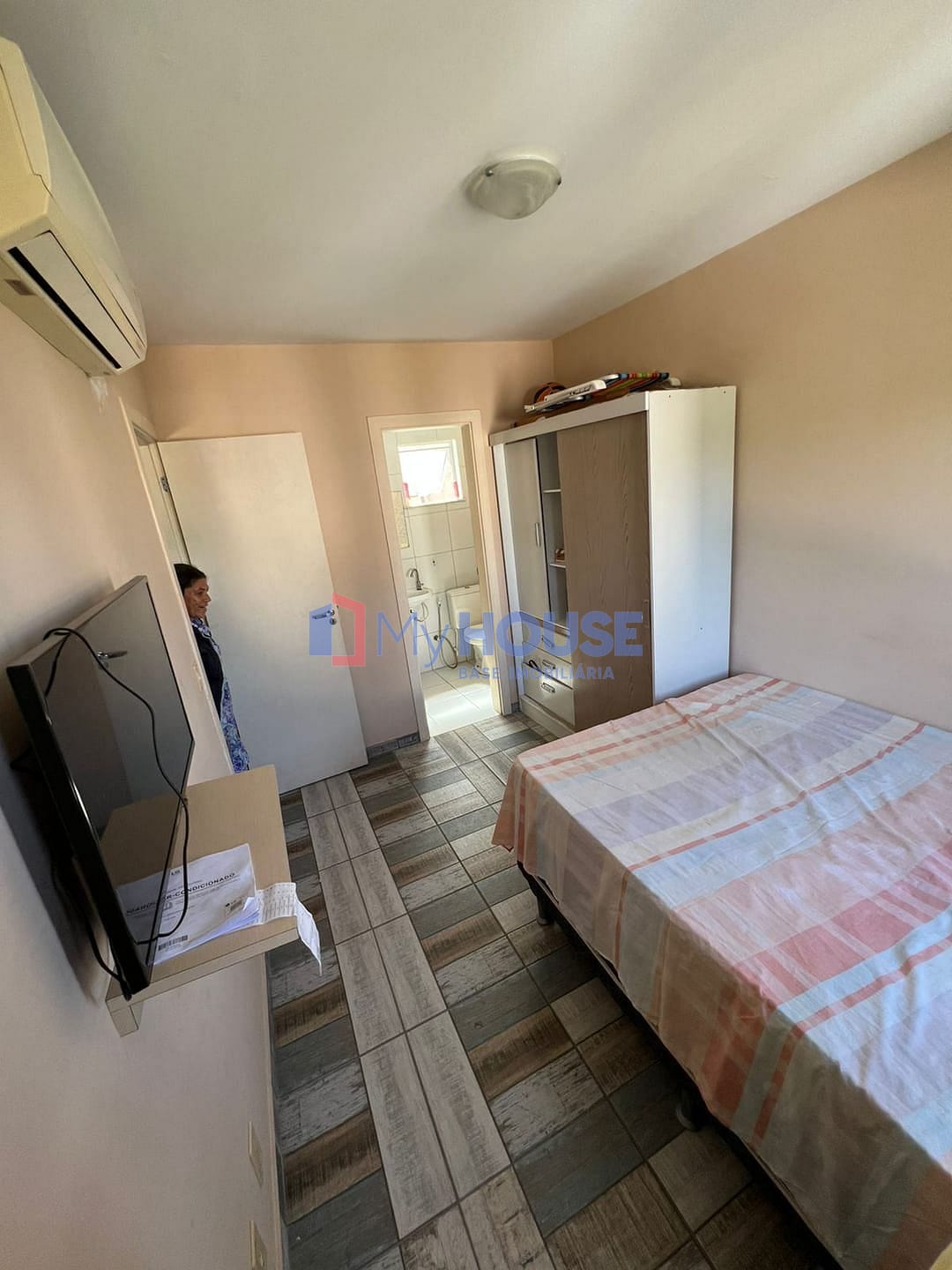 Apartamento à venda com 2 quartos, 65m² - Foto 1