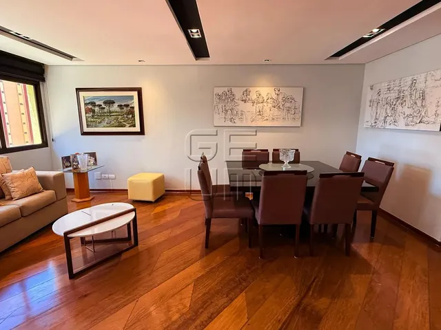 Apartamento com 250m² 4 quartos e 4 banheiros, à venda, no bairro Centro em Londrina