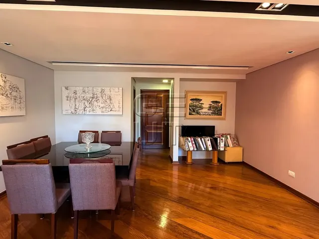 Apartamento com 250m² 4 quartos e 4 banheiros, à venda, no bairro Centro em Londrina
