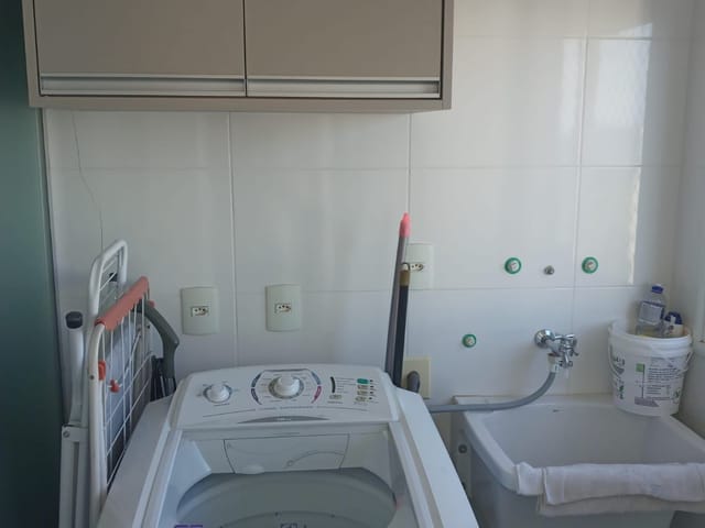 Apartamento com 115m² 3 quartos e 2 banheiros, para alugar, no bairro Santa Rosa em Londrina
