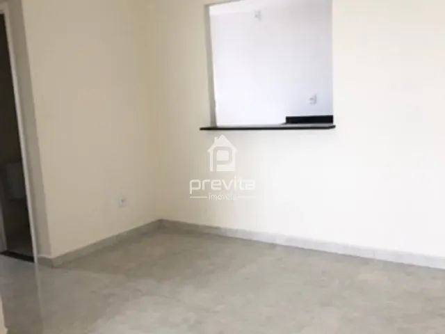 Apartamento 2 quartos e 2 banheiros, à venda, no bairro Parque Santo Antônio em Taubaté