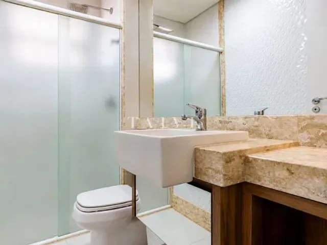 Apartamento com 155m² 3 quartos e 2 banheiros, para alugar, no bairro Palhano em Londrina