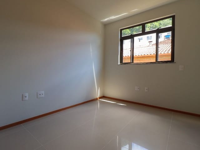 Apartamento 2 quartos e 2 banheiros, à venda, no bairro Santa Helena em Juiz de Fora