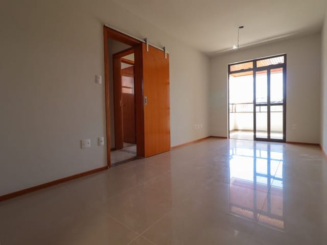 Apartamento 2 quartos e 2 banheiros, à venda, no bairro Santa Helena em Juiz de Fora