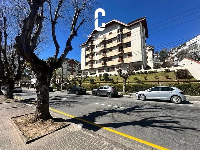 Apartamento 4 quartos e 4 banheiros, à venda, no bairro Vila Capivari em Campos do Jordão