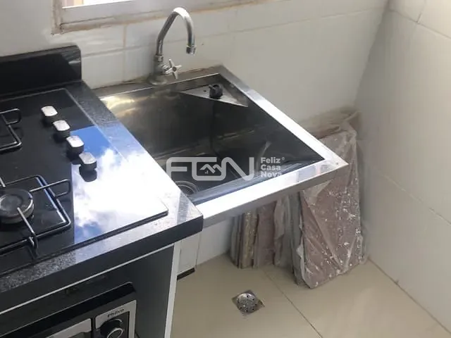 Apartamento 2 quartos e 1 banheiro, à venda ou para alugar, no bairro Jardim Limoeiro em Camaçari