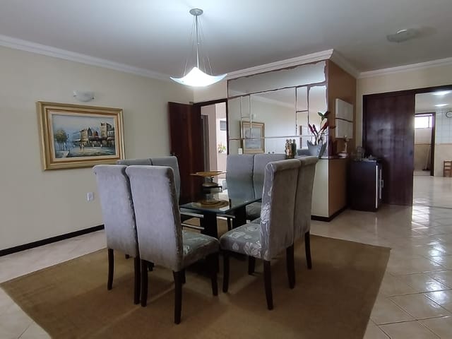 Apartamento com 183m² 4 quartos e 1 banheiro, à venda, no bairro Cabo Branco em João Pessoa