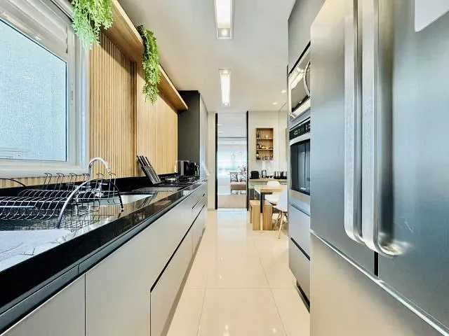 Apartamento 3 quartos e 4 banheiros, à venda, no bairro Gleba Fazenda Palhano em Londrina