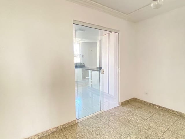 Apartamento 3 quartos e 2 banheiros, à venda, no bairro Centro em Ponta Grossa