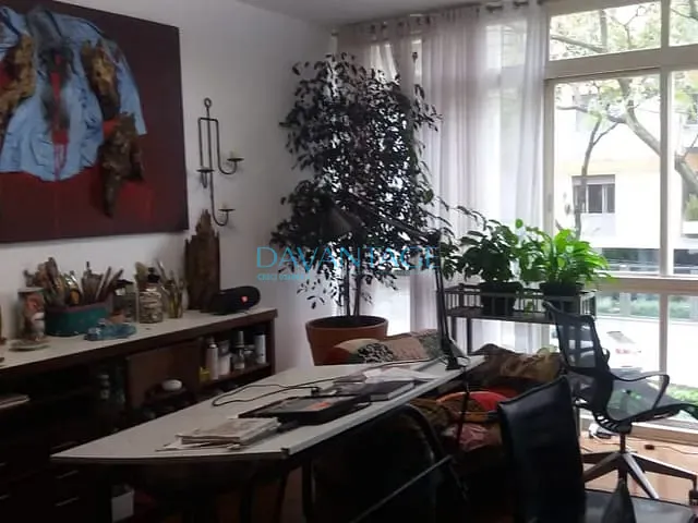 Apartamento com 211m² 3 quartos e 3 banheiros, à venda, no bairro Higienópolis em São Paulo