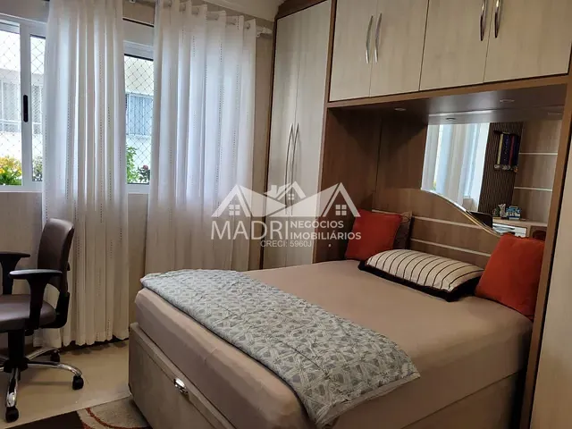 Apartamento 4 quartos e 3 banheiros, à venda, no bairro Campinas em São José