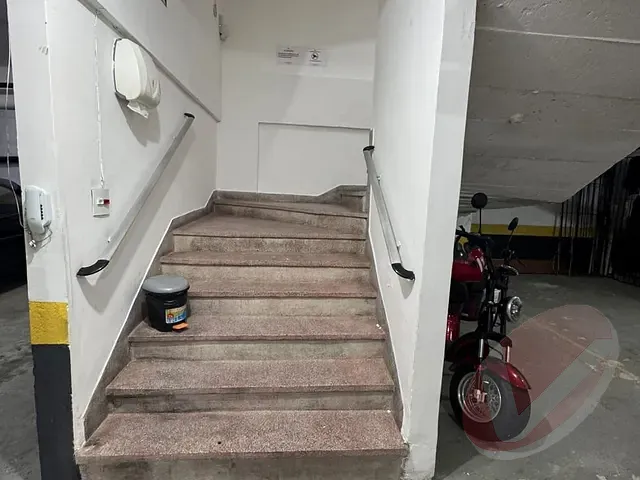 Apartamento 2 quartos e 2 banheiros, à venda, no bairro Ocian em Praia Grande
