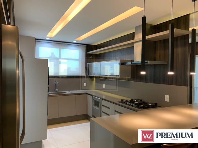 Apartamento com 196m² 3 quartos e 4 banheiros, à venda, no bairro Centro em Ponta Grossa
