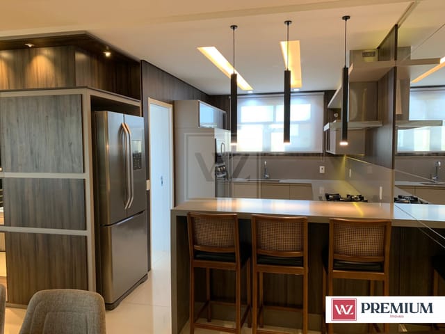 Apartamento com 196m² 3 quartos e 4 banheiros, à venda, no bairro Centro em Ponta Grossa