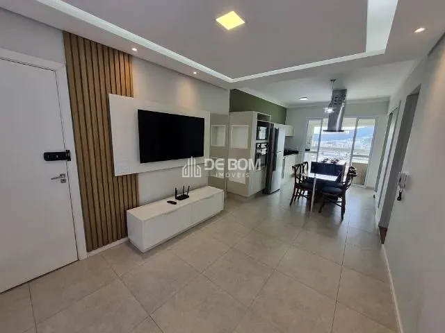 Apartamento com 120m² 3 quartos e 2 banheiros, para alugar, no bairro Jardim Country Club em Poços de Caldas