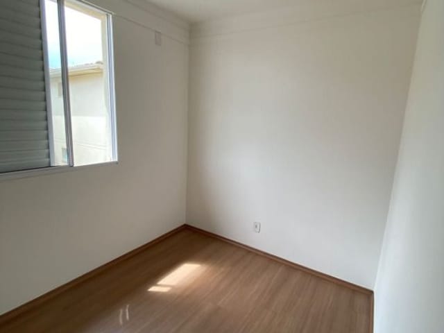 Apartamento 2 quartos e 1 banheiro, para alugar, no bairro Jardim Jockey Club em Londrina