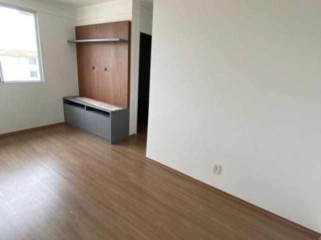 Apartamento 2 quartos e 1 banheiro, para alugar, no bairro Jardim Jockey Club em Londrina