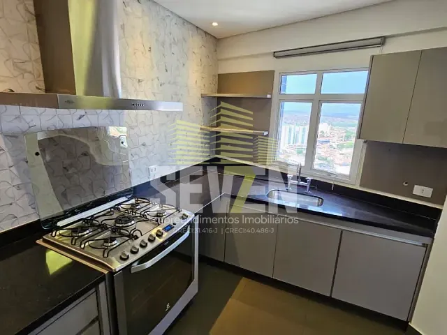 Apartamento com 180m² 3 quartos e 4 banheiros, à venda ou para alugar, no bairro Vila Santa Tereza em Bauru