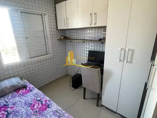 Apartamento 2 quartos e 1 banheiro, à venda, no bairro Vila Carmosina em São Paulo