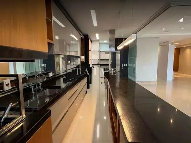Apartamento 3 quartos e 4 banheiros, à venda, no bairro Santa Rosa em Londrina
