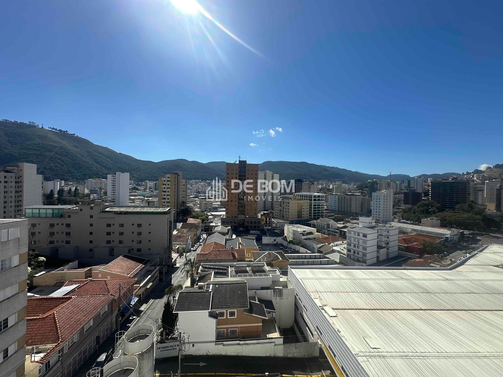 Apartamento à venda com 3 quartos, 125m² - Foto 7