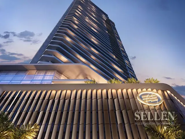 Apartamento com 265m² 4 quartos e 5 banheiros, à venda, no bairro Centro em Balneário Camboriú