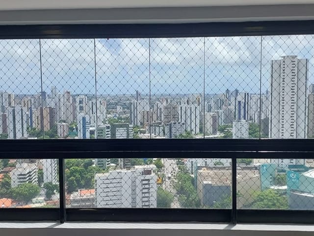 Foto do Apartamento - Apartamento à venda com 200m², 4 dormitórios, com 4 suítes, 3 vagas cobertas, Edf. Alameda 17, Casa Forte, Recife, PE. | Tânia Macêdo Imóveis