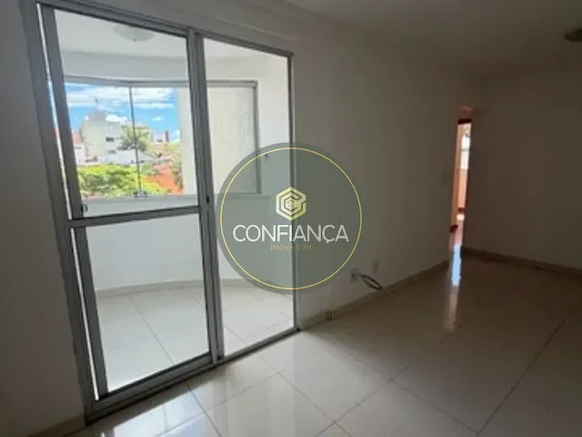 Apartamento 2 quartos e 2 banheiros, à venda, no bairro Ouro Preto em Belo Horizonte