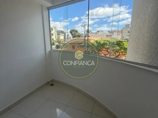 Apartamento 2 quartos e 2 banheiros, à venda, no bairro Ouro Preto em Belo Horizonte