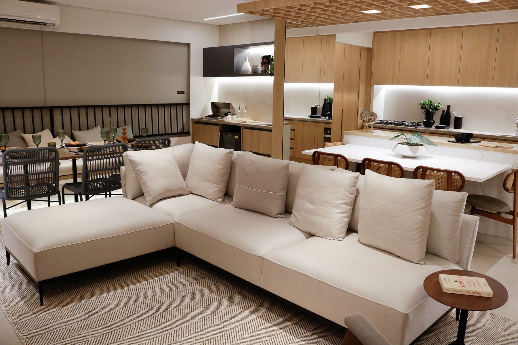 Apartamento à venda com 3 quartos, 119m² - Foto 36