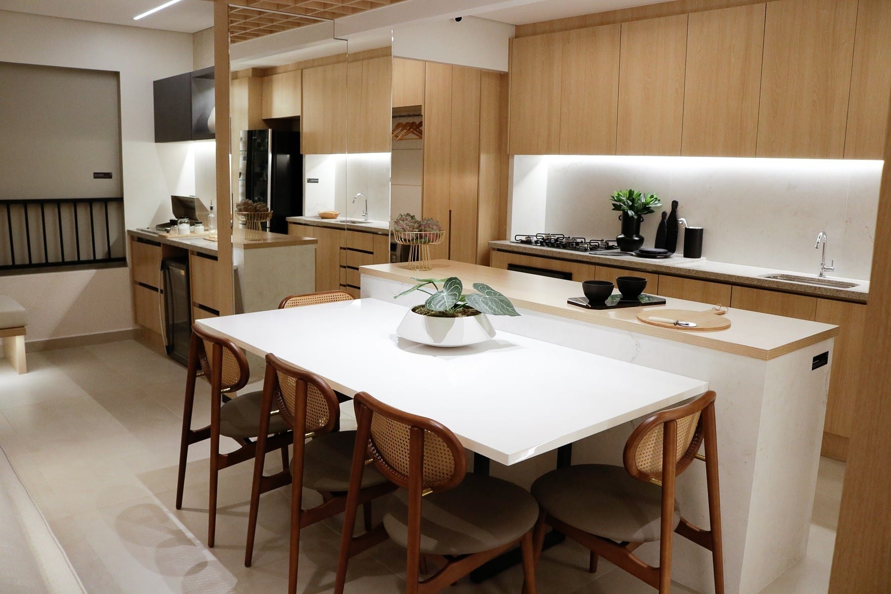 Apartamento à venda com 3 quartos, 119m² - Foto 38