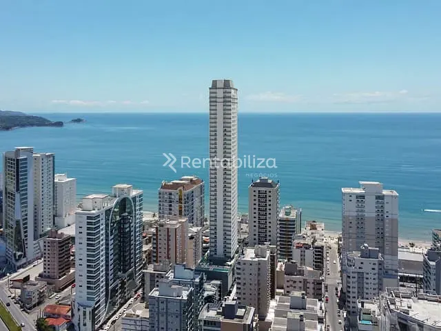 Apartamento 4 quartos e 5 banheiros, à venda, no bairro Meia Praia em Itapema