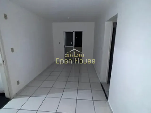 Apartamento 2 quartos e 2 banheiros, para alugar, no bairro Roma em Volta Redonda