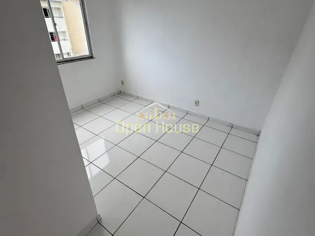 Apartamento 2 quartos e 2 banheiros, para alugar, no bairro Roma em Volta Redonda