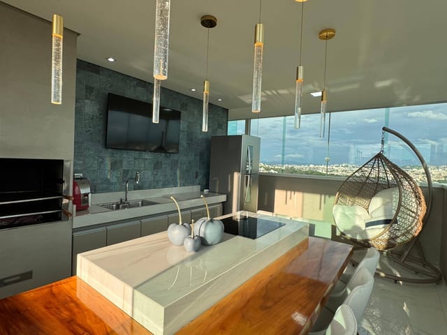 Cobertura / Penthouse 2 quartos e 3 banheiros, à venda, no bairro Cabral em Contagem