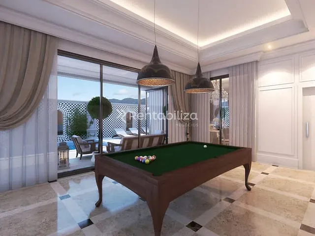 Apartamento com 200m² 3 quartos e 1 banheiro, à venda, no bairro Meia Praia em Itapema