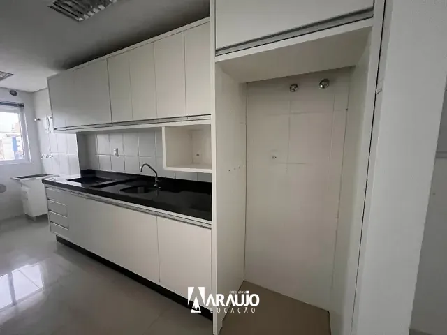 Apartamento 2 quartos e 1 banheiro, para alugar, no bairro Vila Operária em Itajaí