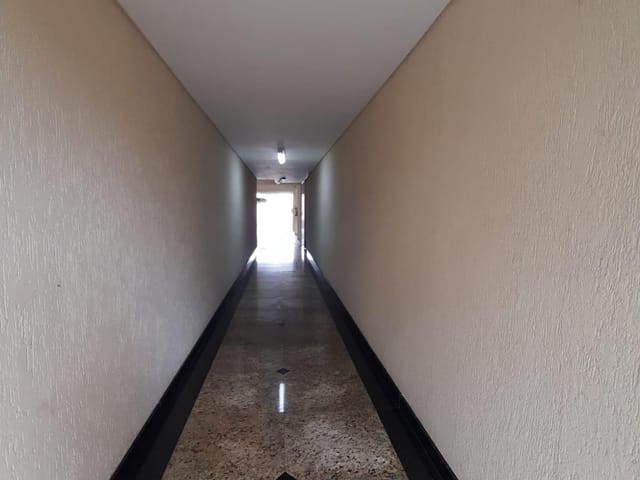 Apartamento com 65m² 3 quartos e 1 banheiro, para alugar, no bairro Carioca em São José dos Pinhais