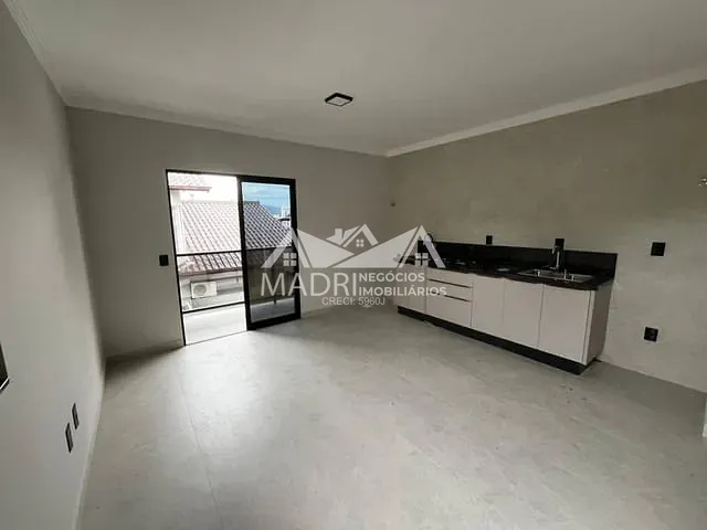 Apartamento com 96m² 3 quartos e 2 banheiros, para alugar, no bairro Aririú em Palhoça