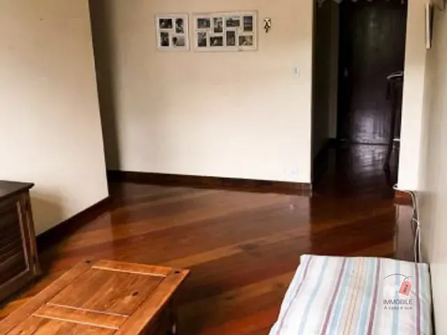 Apartamento à venda, no bairro Centro em Petrópolis