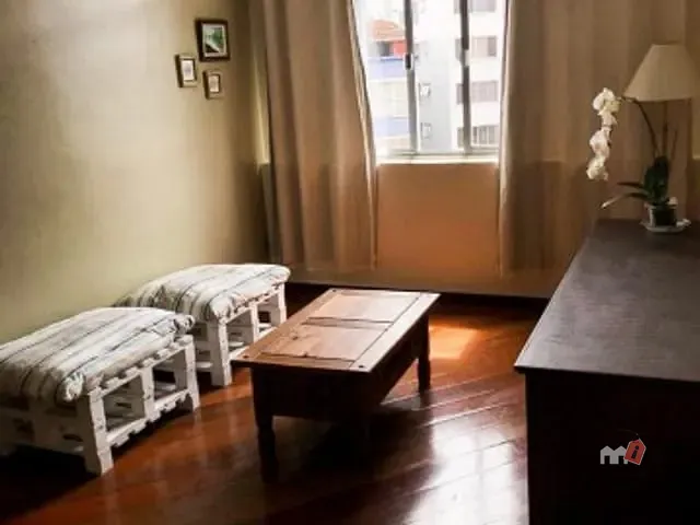 Apartamento à venda, no bairro Centro em Petrópolis