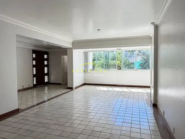 Apartamento com 232m² 4 quartos e 3 banheiros, à venda, no bairro Graça em Salvador