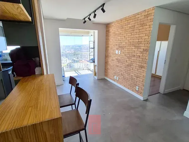 Apartamento 2 quartos e 2 banheiros, para alugar, no bairro Água Branca em São Paulo