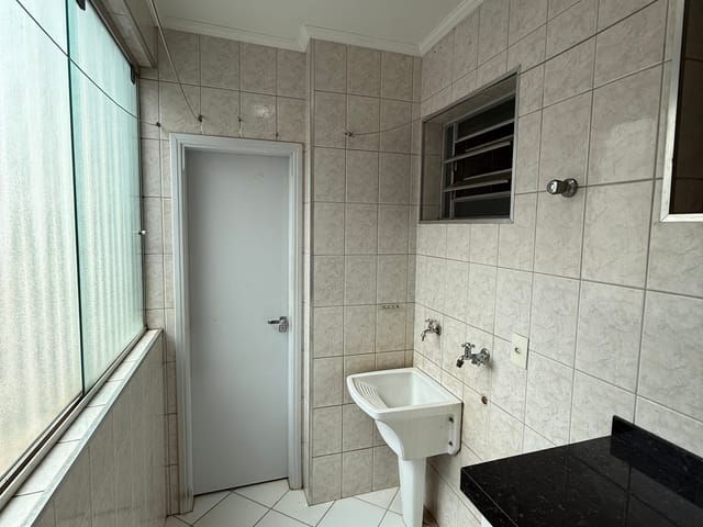 Apartamento 3 quartos e 2 banheiros, à venda ou para alugar, no bairro Jardim Paulista em Araçatuba