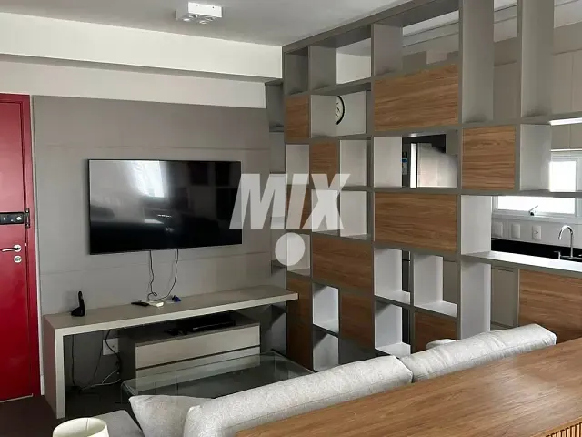 Apartamento 2 quartos e 2 banheiros, à venda ou para alugar, no bairro Vila Uberabinha em São Paulo