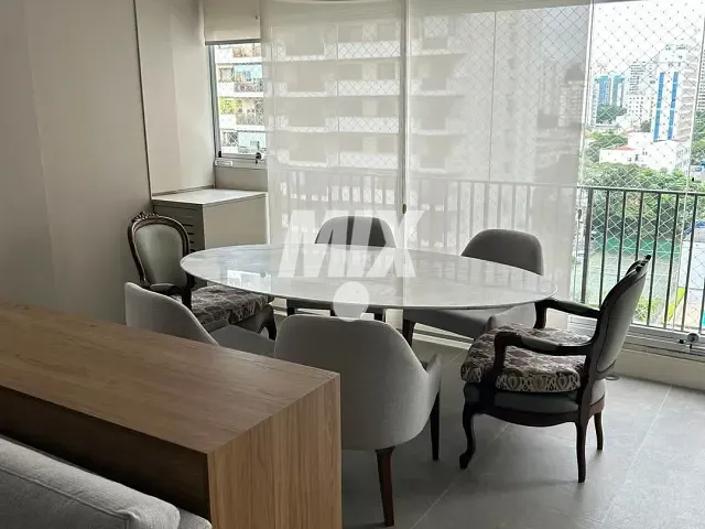 Apartamento 2 quartos e 2 banheiros, à venda ou para alugar, no bairro Vila Uberabinha em São Paulo